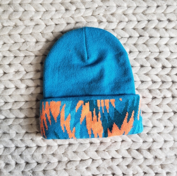 Nike N7 Cuffed Beanie 
